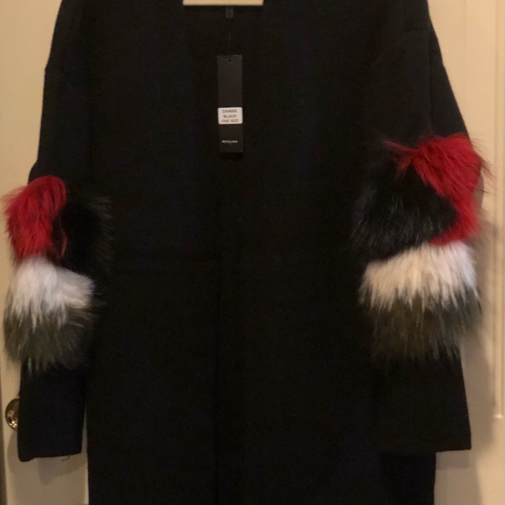 Long black wool and cashmere cardigan with fox fur